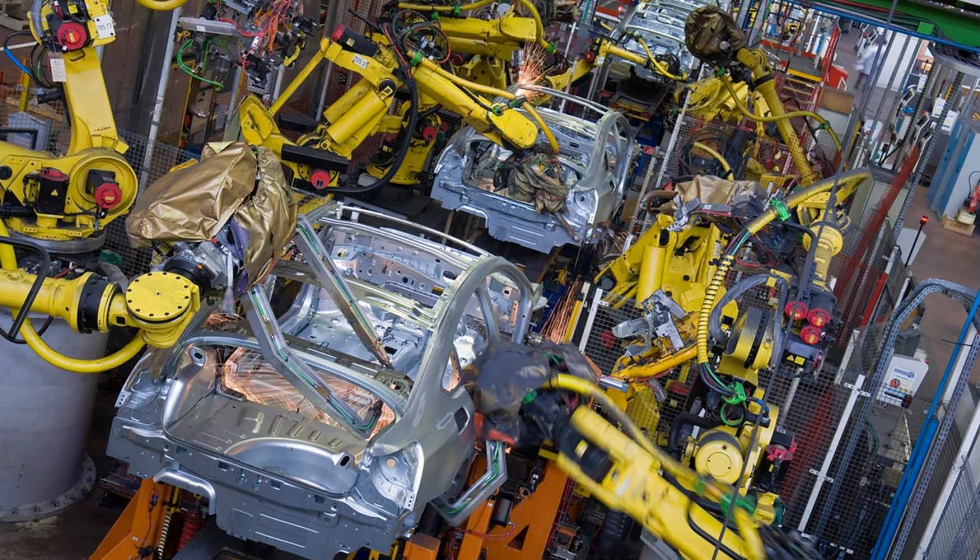 Casi el 30% de todas las instalaciones de robots industriales son para la industria del automvil
