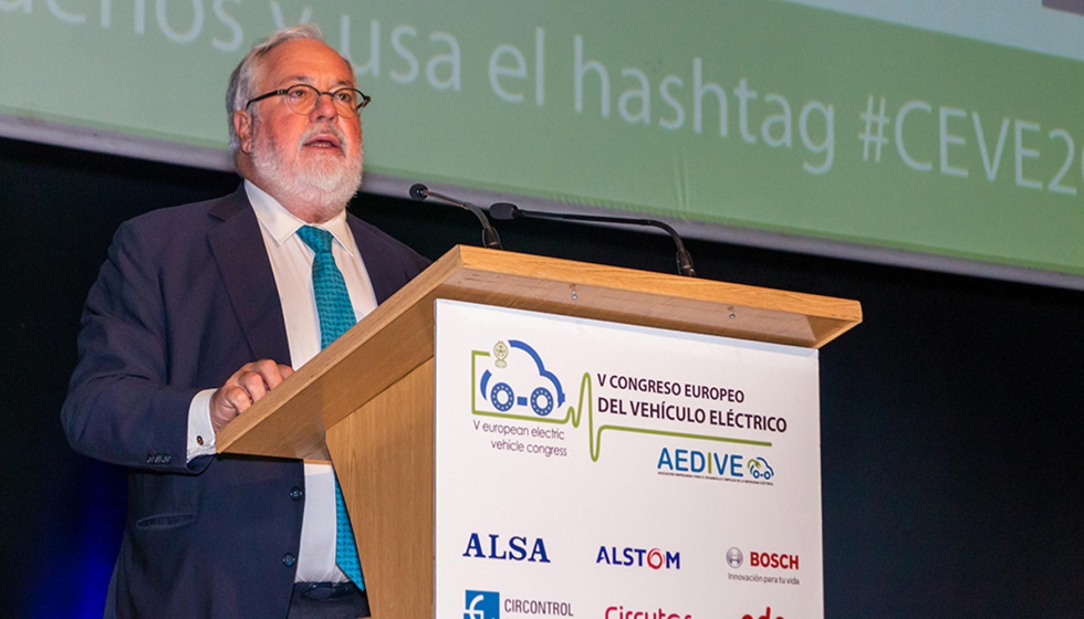 El comisario europeo de Energa y Clima, Miguel Arias Caete...