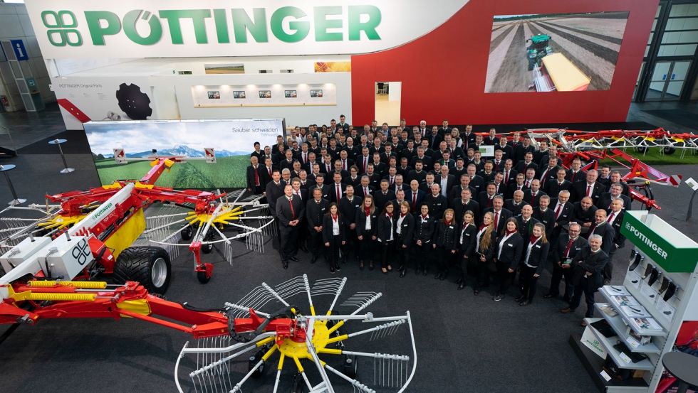 Equipo de Pttinger en Agritechnica 2019