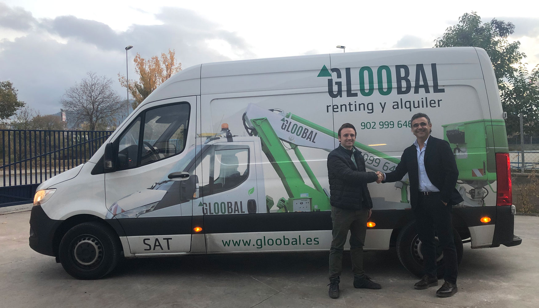 De izquierda a derecha: Olaf Valldeperez, propietario de Alve, y Ivan Papell, CEO de Gloobal MovingRent