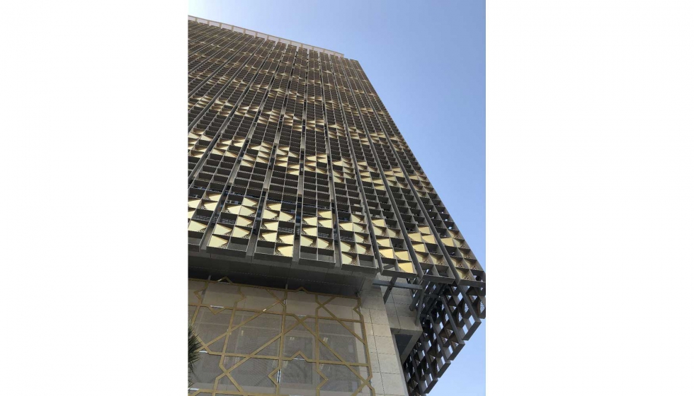 Verosol ha instalado ms de 1.800 de sus cortinas EnviroScreen en el nuevo edificio de la fiscala de Kuwait