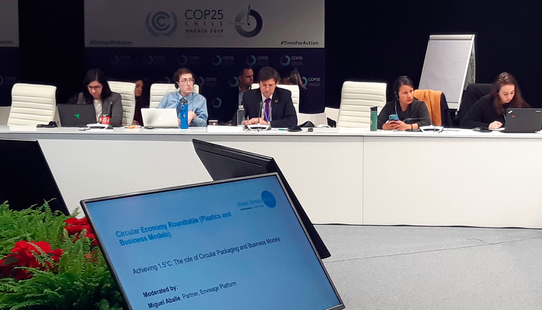 Imagen de la mesa redonda sobre Economa Circular celebrada en la COP25