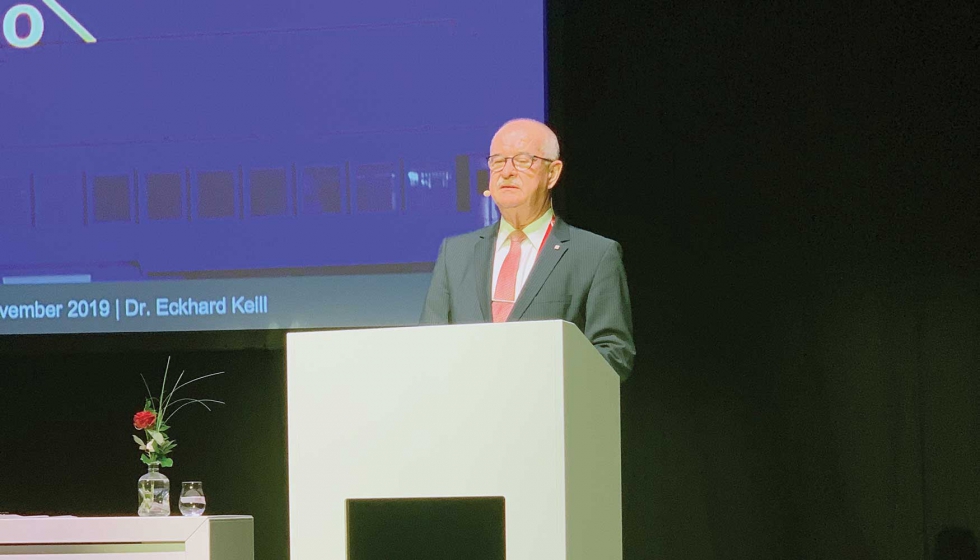 El Dr. Eckhard Keill, presidente nico del holding Roto Frank, en un instante de su intervencin
