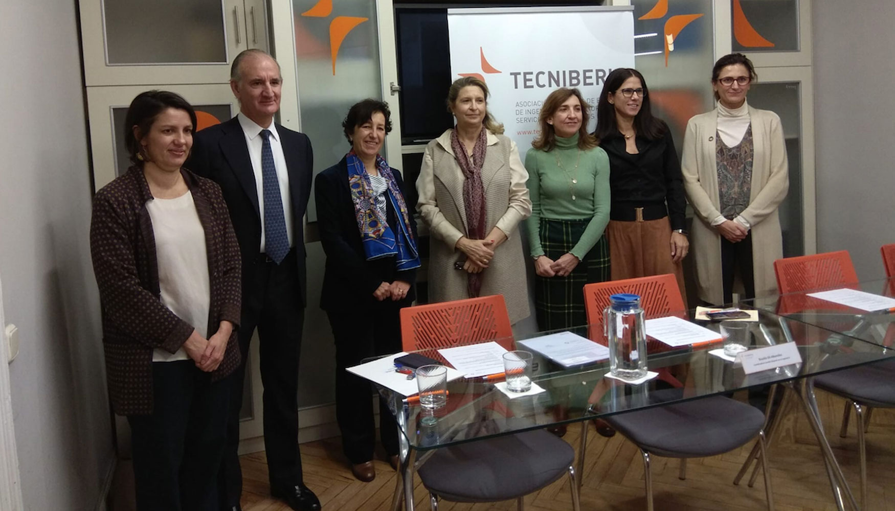 Participantes en la jornada Mujeres, Ingeniera y el reto de las profesiones STEM de Tecniberia