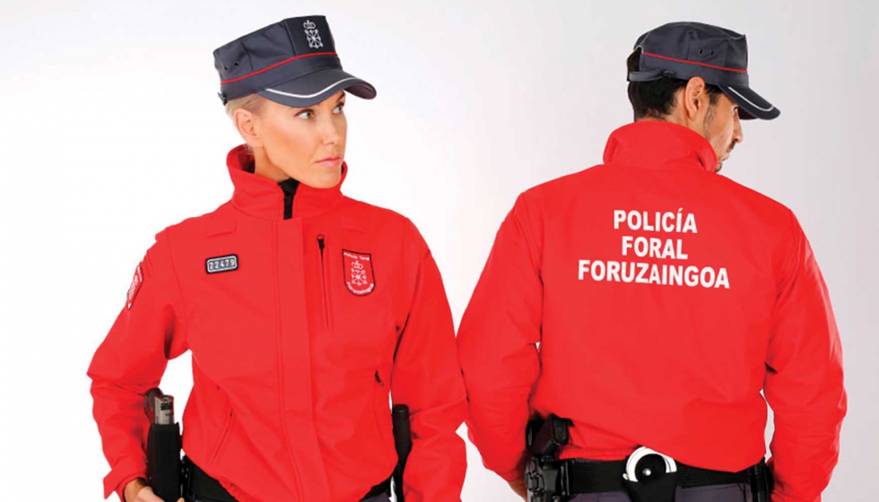 Uniformes para la Polica Foral de Navarra. Foto: Insigna