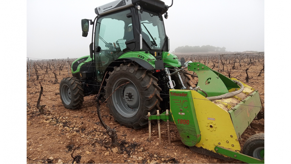 Una parte de las pruebas se realiz con una trituradora General VS 1800 con alimentador hidrulico y rotor de martillos accionado por el eje de la...