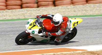 Flix Rodrguez adems de piloto de motociclismo, forma parte de la plantilla de Hune