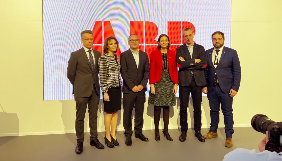 De izquierda a derecha, Teppo Tauriainen, Marina Bill, Marc Gmez, Reyes Maroto, Sergio Martin y Juli Fernandez