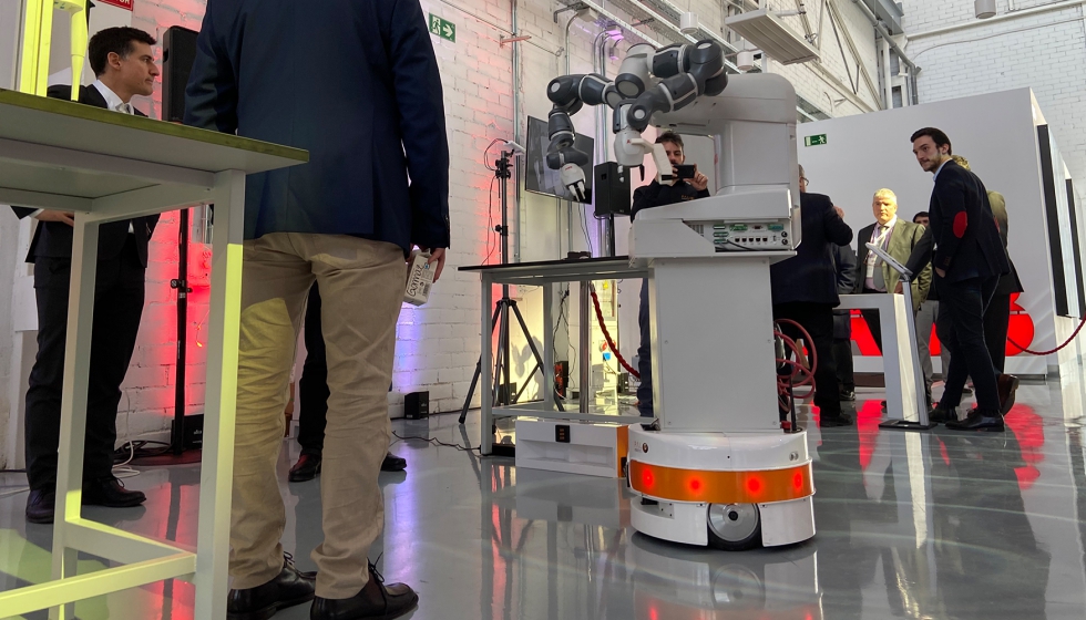 En la inauguracin, se present Mobot para asistencia sanitaria en laboratorios hospitalarios, en colaboracin con PAL Robotics...
