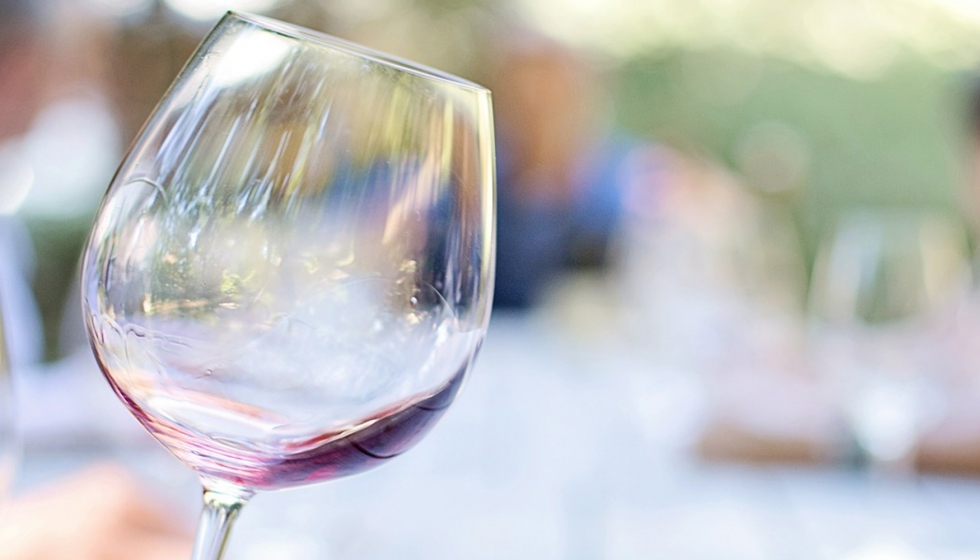 Este estudio ha conseguido crear un glosario del lenguaje del vino...