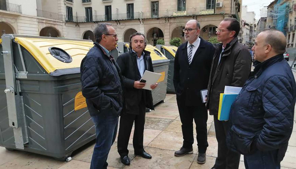 El convenio fue suscrito el 19 de febrero por el concejal de Limpieza, Residuos y Medio Ambiente, Manuel Villar...