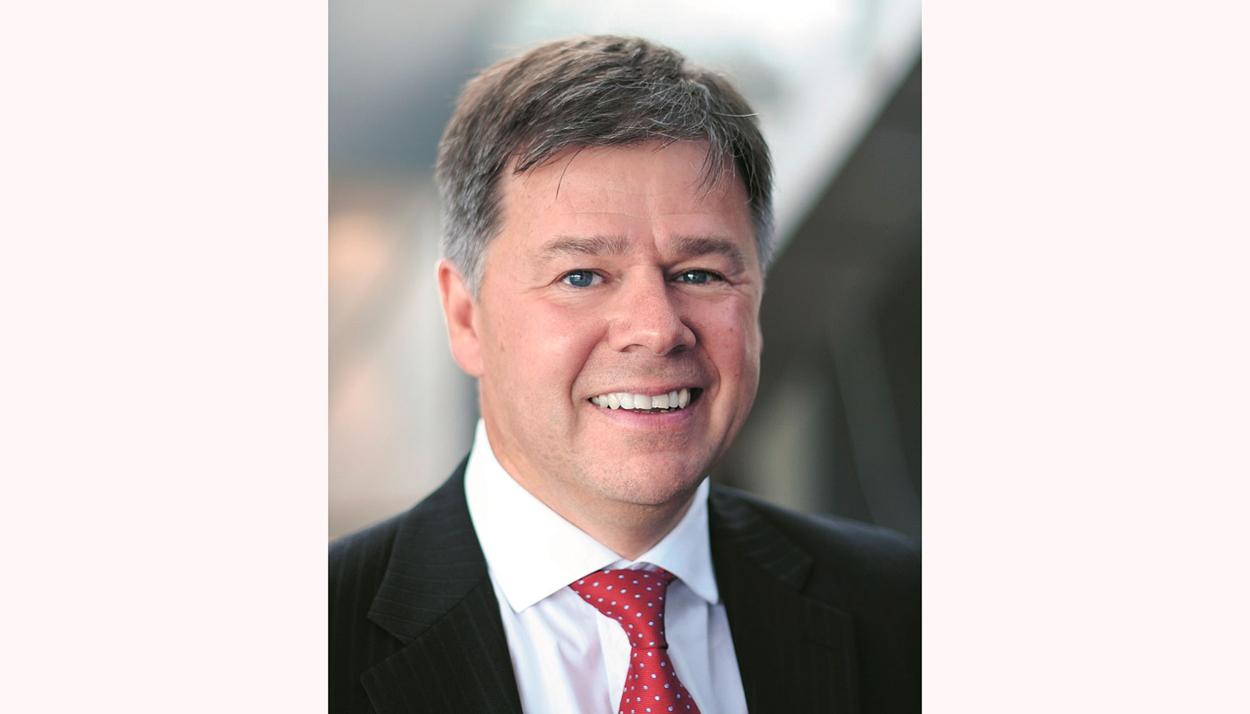Colin Beaney, director global de Industria en IFS para Energa, Servicios Pblicos y Recursos