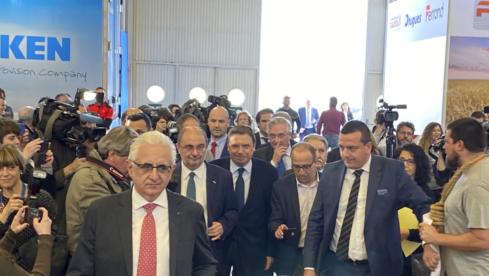 El ministro Luis Planas, junto al presidente de Aragn, Javier Lambn, a su llegada a FIMA