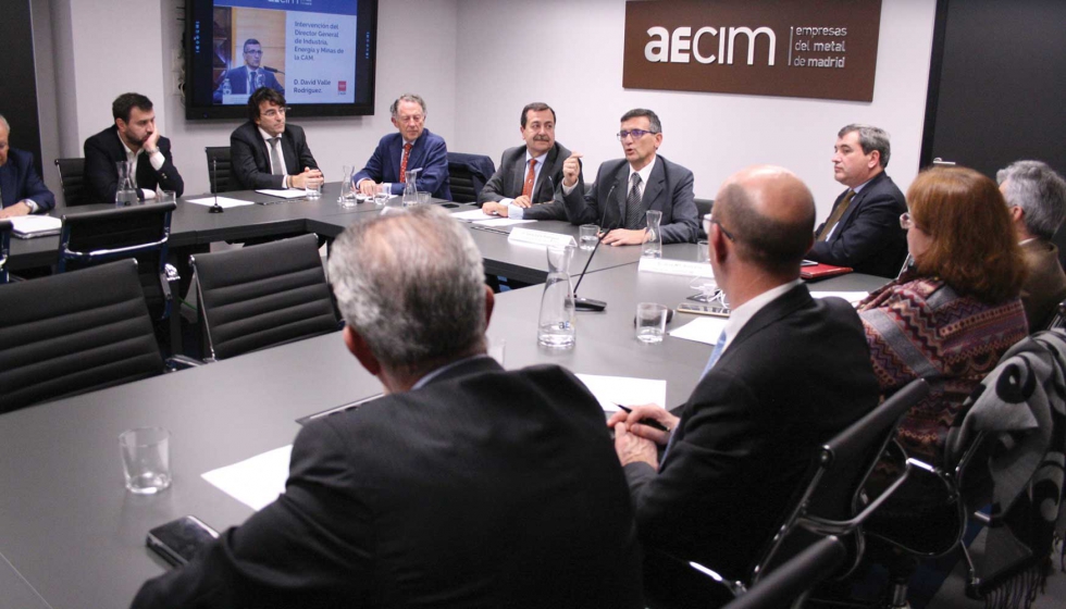 David Valle Rodrguez, director general de Industria, Energa y Minas de la Comunidad de Madrid, durante su intervencin ante la Junta de Aecim...