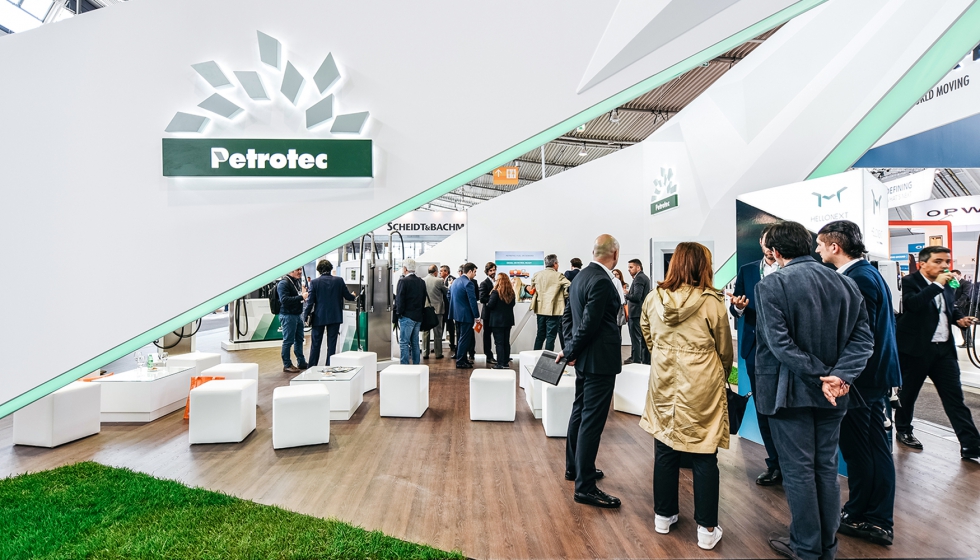 Proveedores de productos y servicios de mbito internacional, como Petrotec, acuden a la llamada de la Feria de Stuttgart...