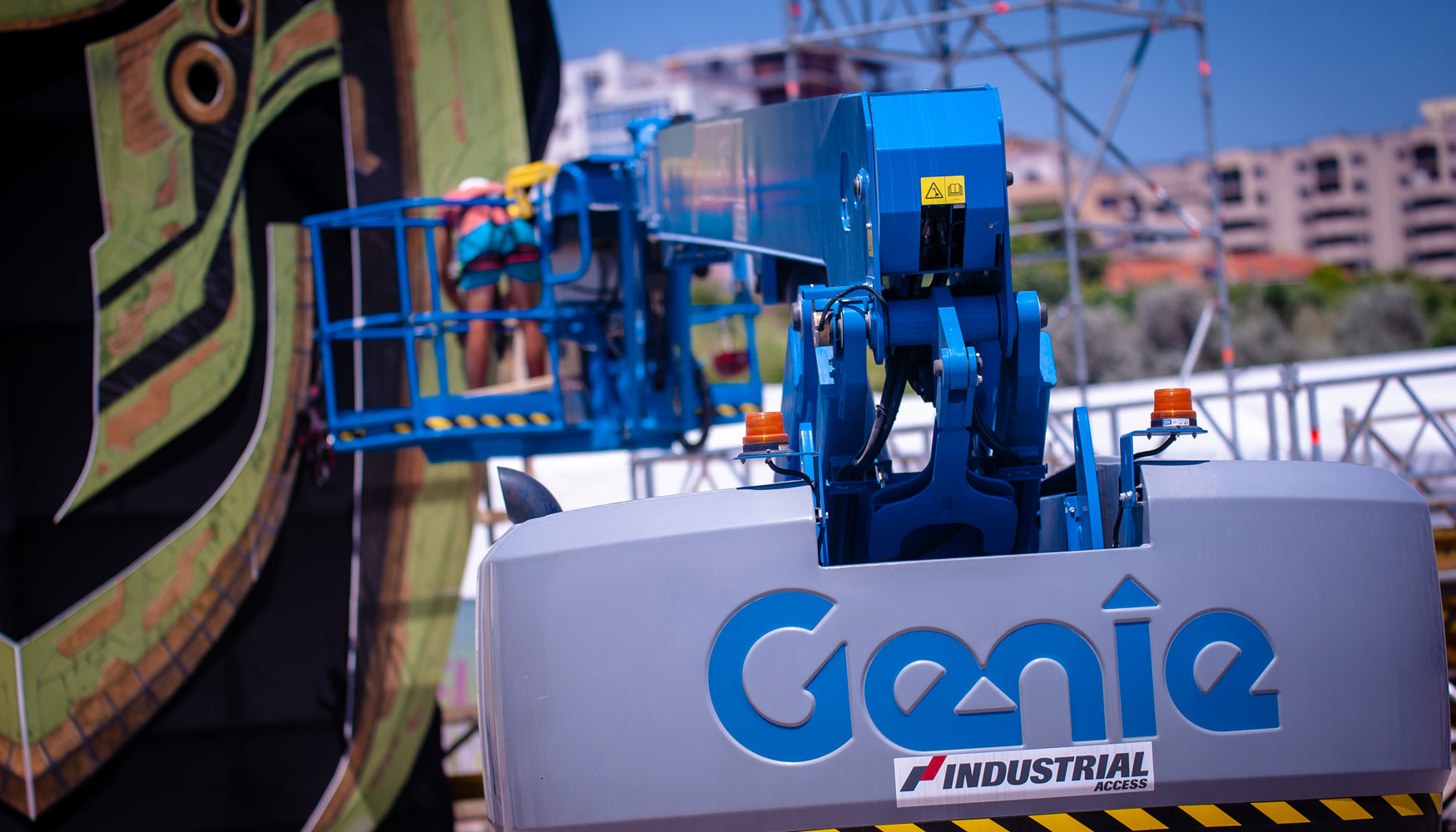 110 de las mquinas Genie completamente basadas en CAN de Industrial Access se encuentran equipadas con la nueva solucin telemtica Genie Lift...