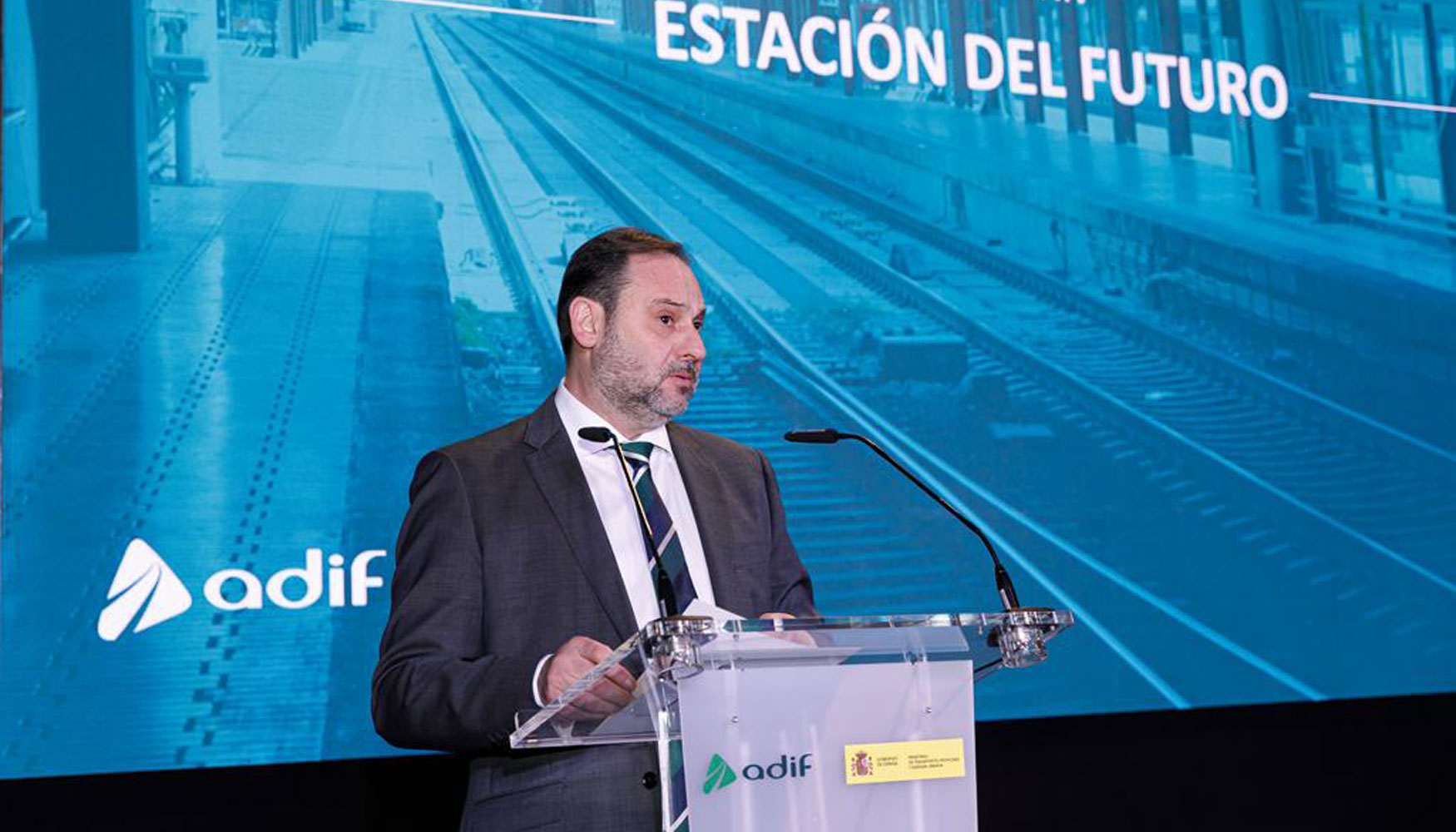 El ministro de Transportes, Movilidad y Agenda Urbana, Jos Luis balos en la presentacin del concurso...