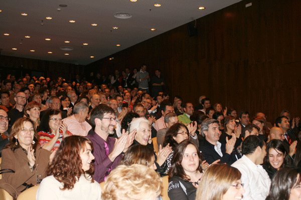 Sala de actos del Museo Thyssen-Bornemisza durante la presentacin de la marca Mohawk en Espaa