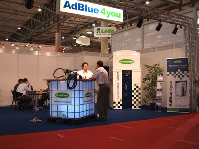Equipo autnomo de suministro de AdBlue GreenStar Smart en el stand del Sil 2008