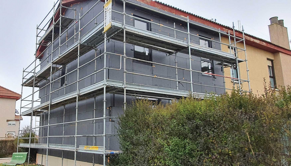 Soudal ha aplicado su sistema de contramarco de fibra de vidrio Soudalframe, en una obra de renovacin en Burgos