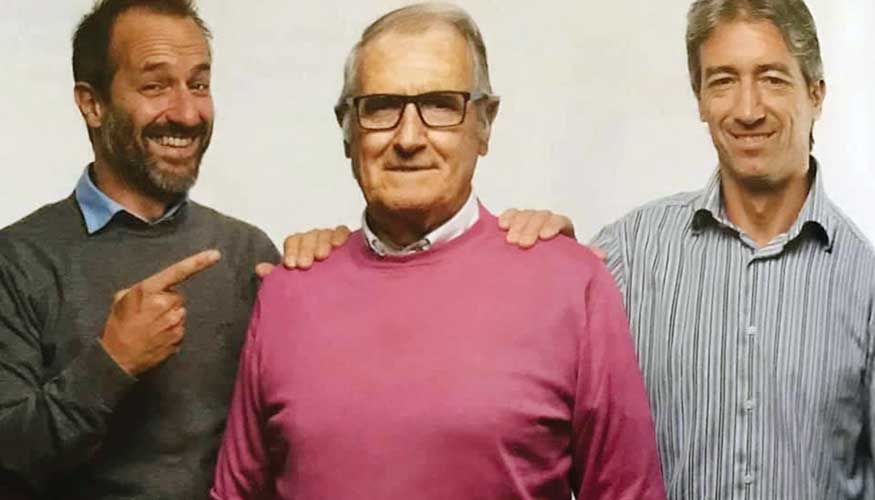 Antonio Agosta junto a sus hijos Davide y Eros Agosta