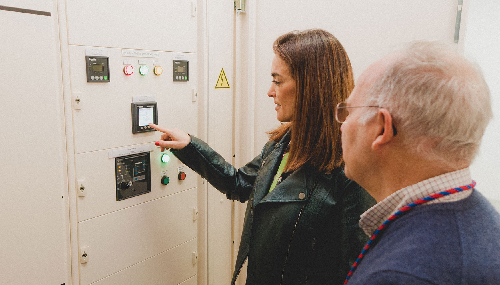 Un elemento clave para mantener la continuidad del servicio puede ser un cuadro elctrico inteligente, como el Smart Panel de Schneider Electric...