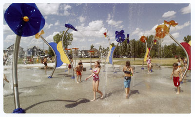 By design, the splashpad are also genuine urban sculptures