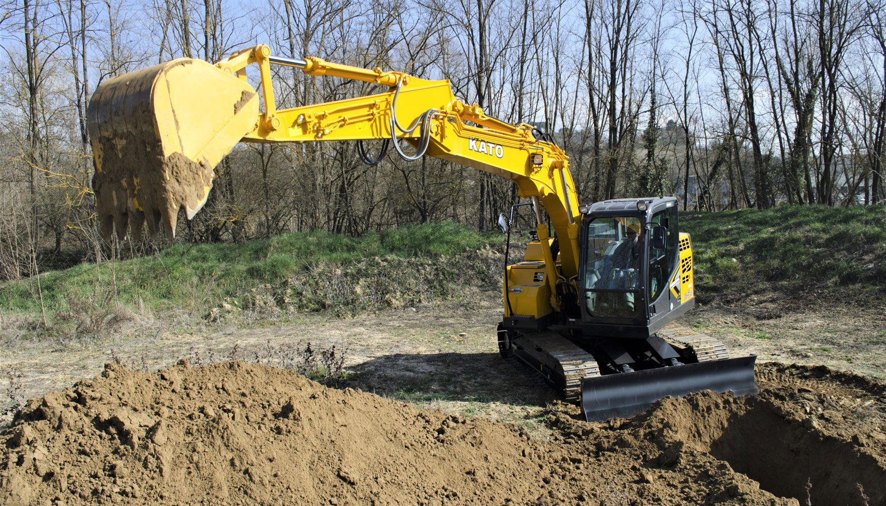 La excavadora Kato HD514MR-7 ofrece una gran versatilidad operativa