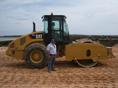 Sobre Caterpillar y Barloworld Finanzauto Francisco Casta�o opina: �No tenemos ning�n problema ni de recambios ni de ning�n tipo...