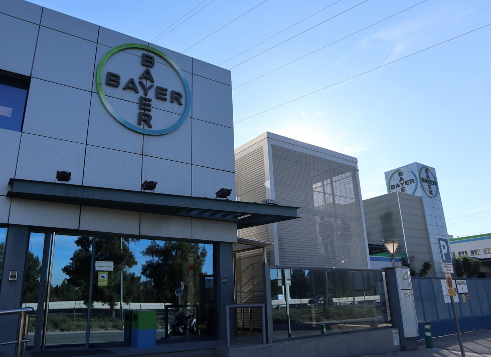F�brica de Bayer en Quart de Poblet (Valencia)