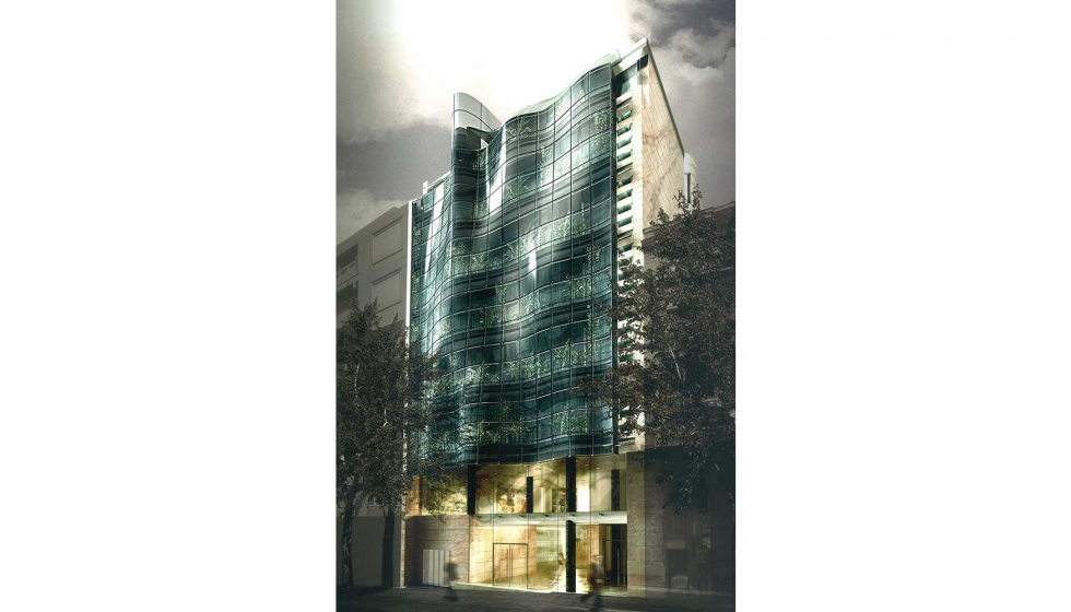 Fachada del edificio de Infinity en Belgrado con vidrios curvos en fachada