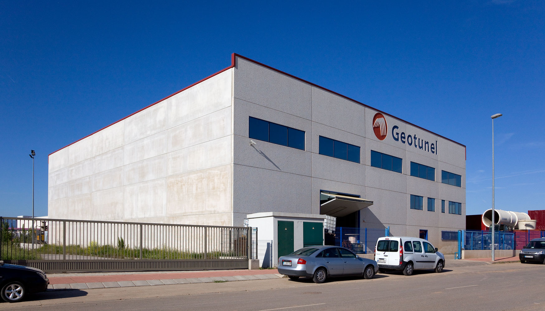 Parque central de maquinaria de Geotnel en Njera (La Rioja)