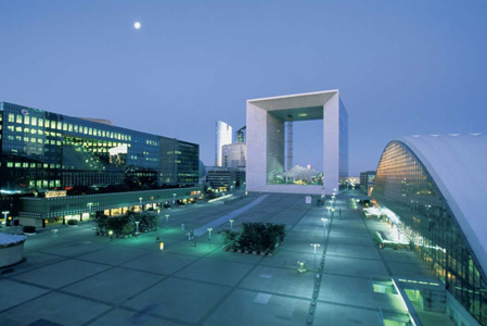 The great arc (Grande Arche) of Otto Von Spreckelsen was inaugurated in 1989, on the occasion of the bicentennial of the French Revolution...