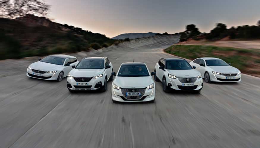 Los Peugeot e-208 y e-2008, 100% elctricos, disfrutan de una ayuda de hasta 5...