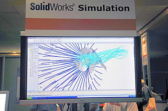 El stand de demostraciones de la propia SolidWorks muestra su gama de productos; entre ellos, todos los relacionados con la simulacin...