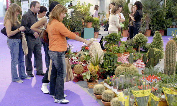 Un centenar de expositores internacionales acudieron a la 37 edicin de Iberflora en Feria Valencia