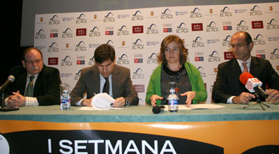 Firma del acuerdo de financiaci�n para la empresas que se instalen en el parque empresarial...