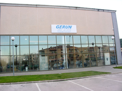 Actualmente Gerunglass tiene sus instalaciones en la localidad gerundense de Sant Juli de Ramis
