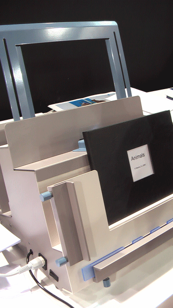 Encuadernadora Fastbind presentada en el stand de AlbaMac en Graphispag Digital