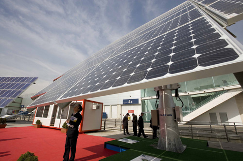 Uno de los sectores que presenta mayor crecimiento es la industria solar fotovoltaica, que incrementa un 109...
