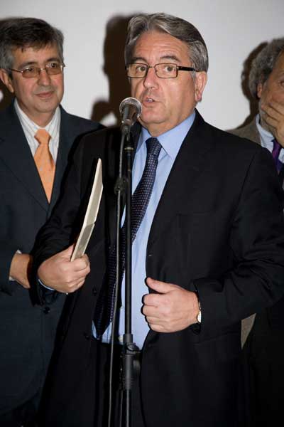 Ram�n Farran Tomas, director de Energ�a de Schneider Electric Espa�a, recibi� una distinci�n por parte de Unicef