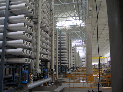 The desalinization plant technology allows continuity and reliability of service...