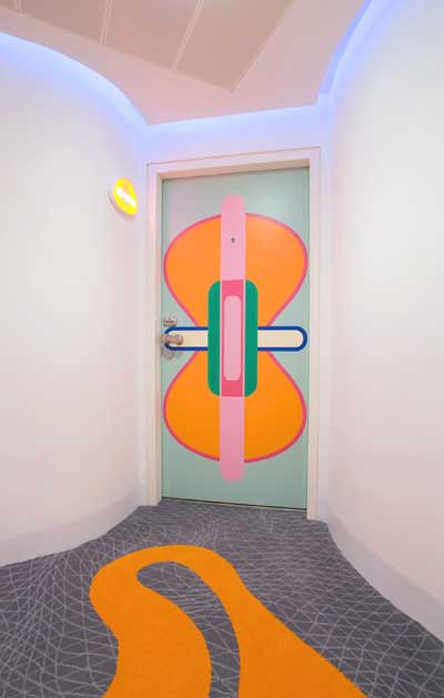 El laminado personalizado 'Bespoke by Formica' recubre las puertas de gran parte de las 80 habitaciones de la cadena Myhotel de Brigton...