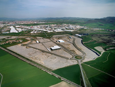 Only 6 km from the urban centre of Vitoria-Gasteiz, the Park is also located in a strategic point of communications...