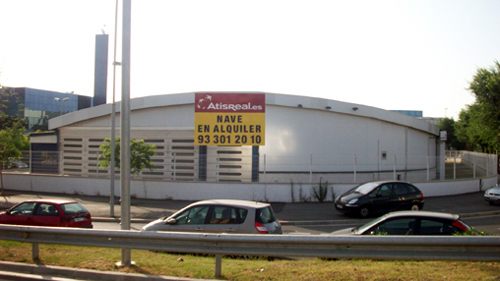 Cespa, del grupo Ferrovial, ha alquilado una naves de 2.316 m2 en el polgono Gran Via Sur, de LHospitalet de Llobregat...