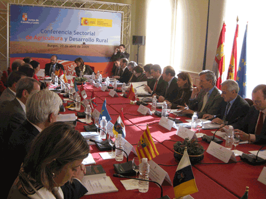 Reunin de la Conferencia Sectorial de Agricultura y Desarrollo Rural celebrada en Burgos, en que se aprobaron las ayudas...