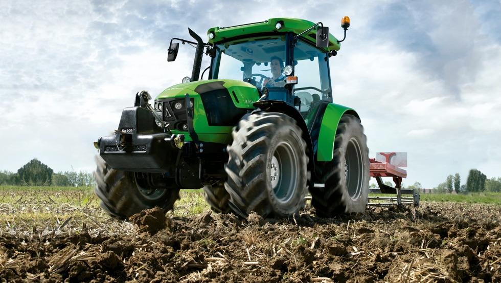 45 marcas inscribieron 'tractores agrícolas' en el primer semestre -  Agricultura