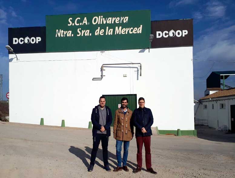 Figura 3. Visita a una de las cooperativas durante la fase de obtencin de informacin