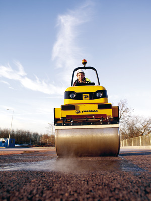 JCB Vibromax offers more than 60 compactors for soil and asphalt of high performance designed to comply fully with the wide variety of needs in the...