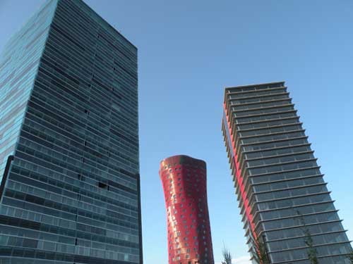 Las Torres Fira se enmarcan dentro del plan de reforma de avenida Gran Via, a su paso por L'Hospitalet...